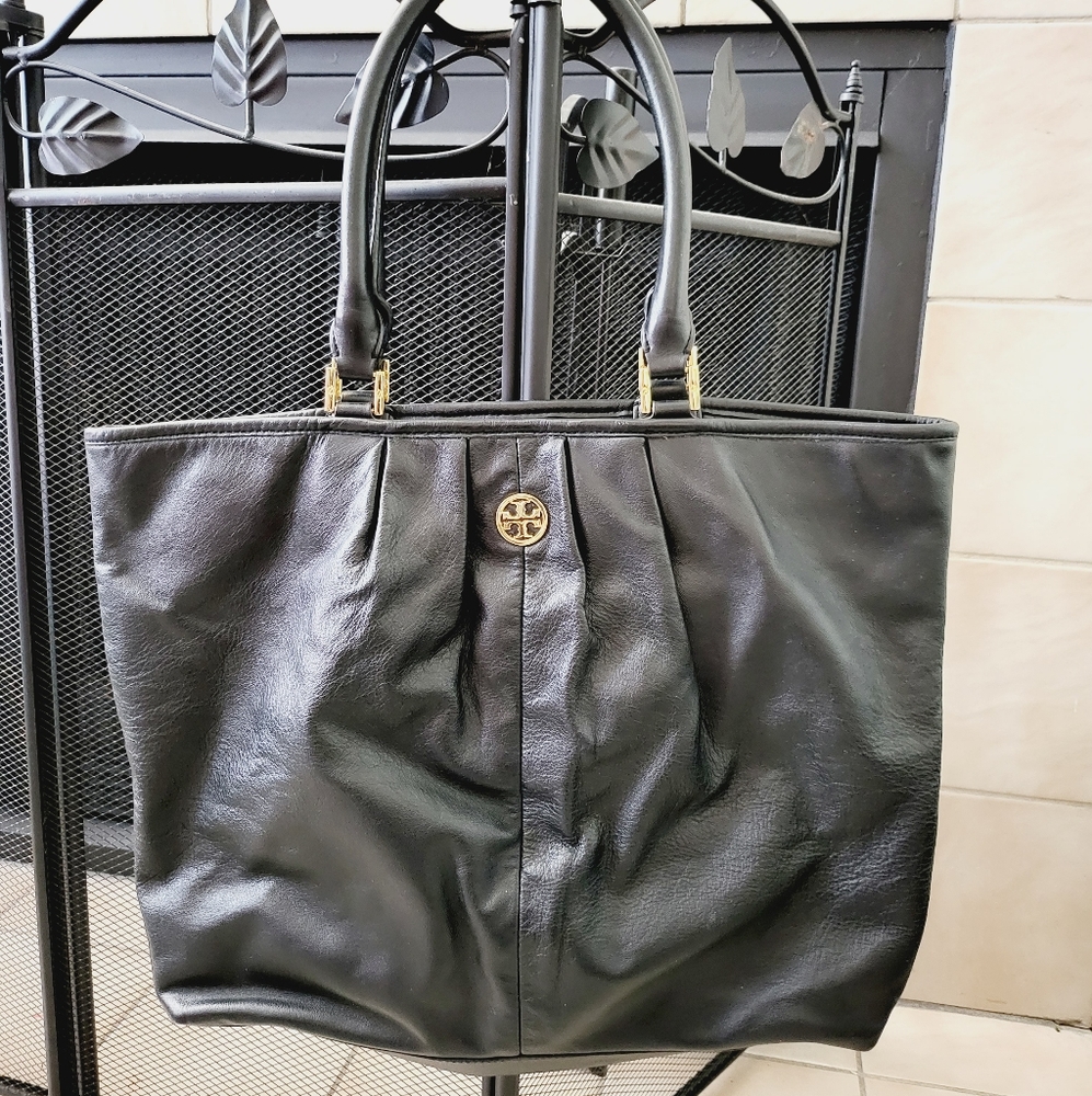 Tory Burch Leather Shoulder Bag